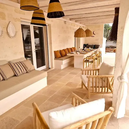 度假居 Trulli Tramontana - Private Pool 奥斯图尼